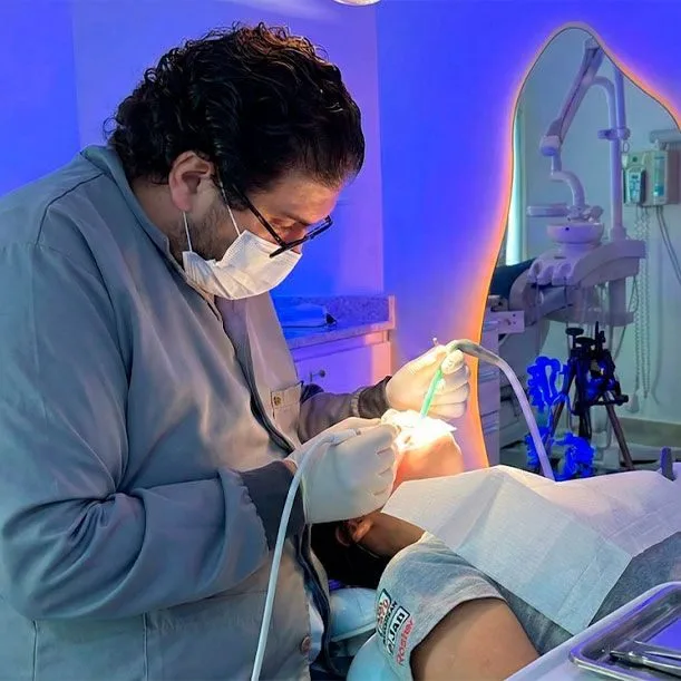 Dr. Lucas Garbeloti - Petry Ortodontia